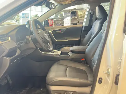 Toyota RAV4 Luxe+ 2025 года за 23 990 000 тг. в Астана – фото 7