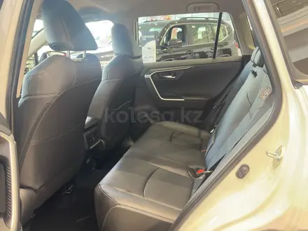 Toyota RAV4 Luxe+ 2025 года за 23 990 000 тг. в Астана – фото 9