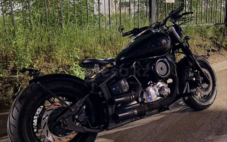 Yamaha  XVS1100 2006 года за 3 100 000 тг. в Астана