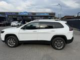 Jeep Cherokee 2021 года за 13 800 000 тг. в Алматы – фото 2