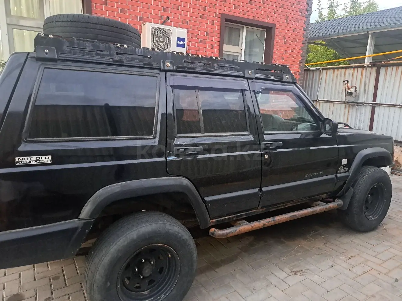 Jeep Cherokee, 1999