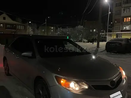 Toyota Camry 2013 года за 5 500 000 тг. в Актобе