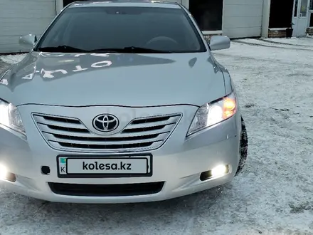 Toyota Camry 2006 года за 5 100 000 тг. в Усть-Каменогорск – фото 2