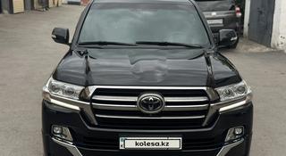 Toyota Land Cruiser 2020 года за 40 000 000 тг. в Астана