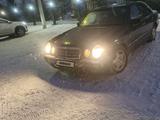 Mercedes-Benz E 200 1995 годаүшін1 950 000 тг. в Петропавловск – фото 4