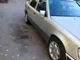 Mercedes-Benz E 230 1991 года за 1 300 000 тг. в Петропавловск – фото 5