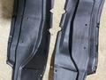 Передний подкрыльник — Toyota Land Cruiser 200 2006-2009 за 6 000 тг. в Алматы – фото 6