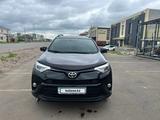 Toyota RAV4 2019 года за 12 000 000 тг. в Астана