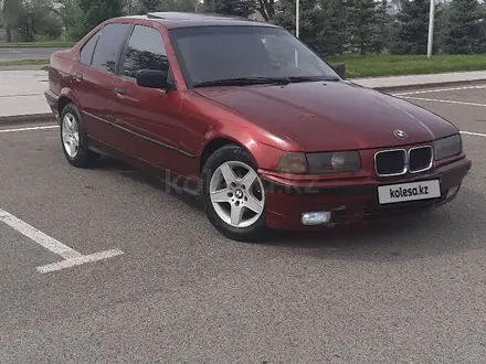 BMW 320 1992 года за 1 490 000 тг. в Талдыкорган