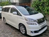 Toyota Vellfire 2014 года за 10 000 000 тг. в Алматы