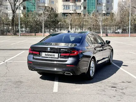 BMW 520 2021 года за 18 000 000 тг. в Алматы – фото 5