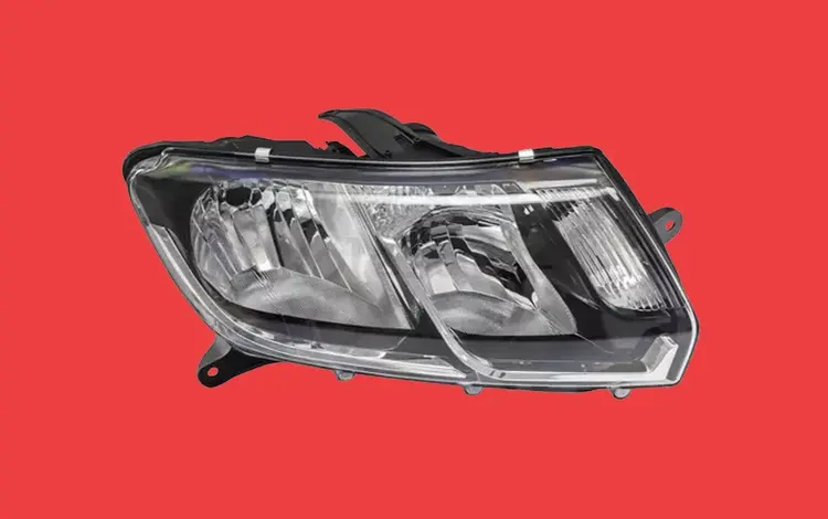 Оптика оригинальная Фара передняя для Renault Logan 2014-2018 за 54 130 тг. в Алматы