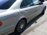 Mercedes-Benz E 500 2003 годаүшін7 000 000 тг. в Тараз – фото 2