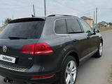 Volkswagen Touareg 2012 годаүшін9 500 000 тг. в Астана – фото 4