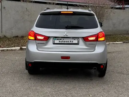 Mitsubishi ASX 2012 года за 6 000 000 тг. в Актобе – фото 2