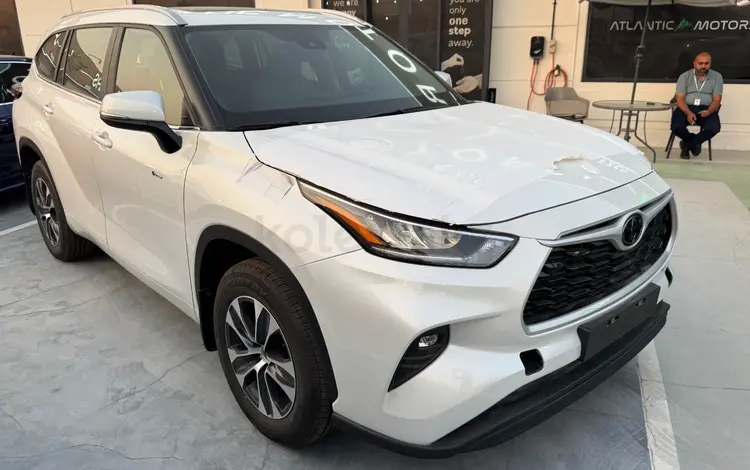 Toyota Highlander 2025 года за 23 690 000 тг. в Уральск