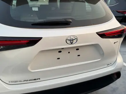 Toyota Highlander Luxe 2025 года за 23 100 000 тг. в Уральск – фото 3
