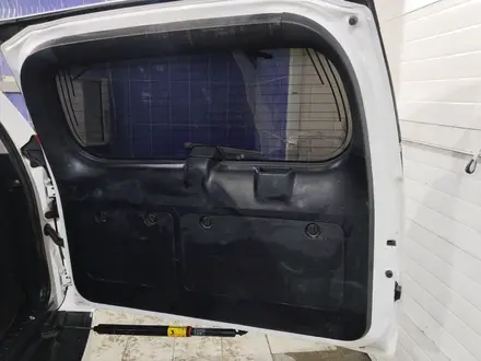 Toyota Land Cruiser Prado 2015 года за 16 000 000 тг. в Актобе – фото 4