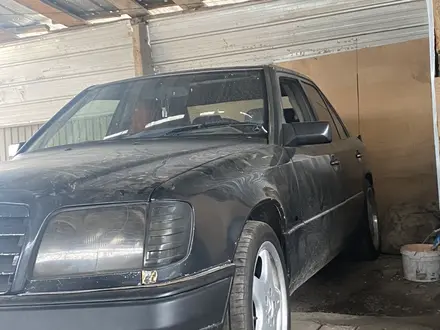 Mercedes-Benz E 230 1990 года за 1 300 000 тг. в Чунджа – фото 11