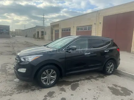 Hyundai Santa Fe 2014 года за 4 800 000 тг. в Актау