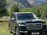 Toyota Land Cruiser 2022 годаfor50 000 000 тг. в Атырау