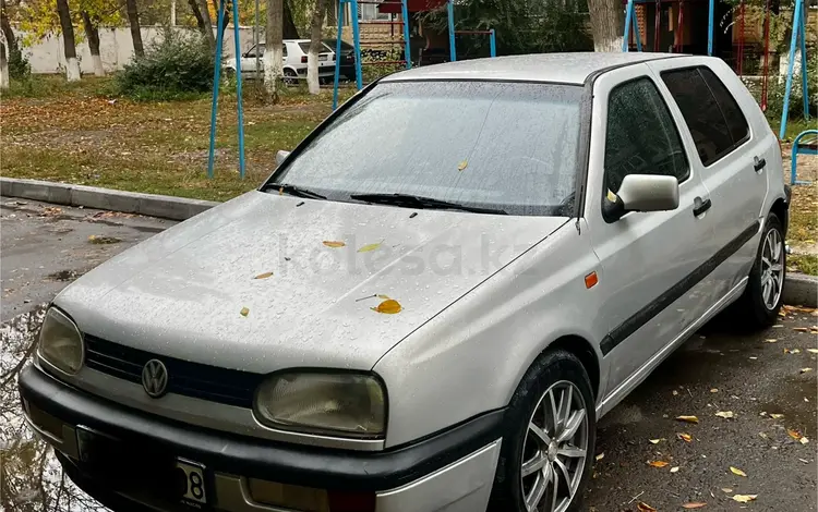 Volkswagen Golf 1994 годаүшін2 000 000 тг. в Тараз