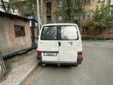 Volkswagen Caravelle 1995 годаүшін2 000 000 тг. в Караганда – фото 4