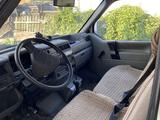 Volkswagen Caravelle 1995 годаүшін2 000 000 тг. в Караганда – фото 5