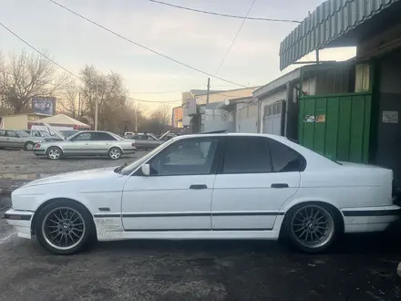 BMW 525 1991 года за 2 200 000 тг. в Шымкент – фото 4