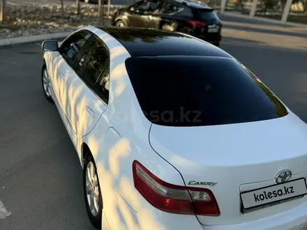 Toyota Camry 2006 года за 6 200 000 тг. в Атырау – фото 3