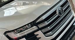 Toyota Land Cruiser Premium 2023 года за 63 700 000 тг. в Алматы – фото 4
