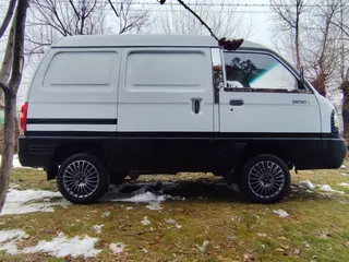 Daewoo Damas