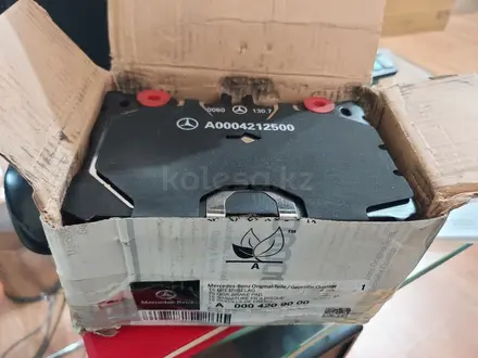 Колодки передние на W213, W205, E400, E63amg за 115 500 тг. в Астана