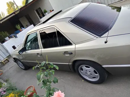 Mercedes-Benz E 230 1990 года за 1 250 000 тг. в Алматы – фото 10
