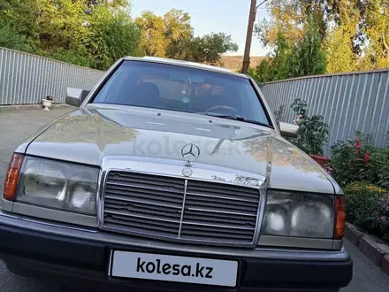 Mercedes-Benz E 230 1990 года за 1 250 000 тг. в Алматы – фото 11