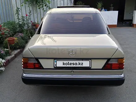 Mercedes-Benz E 230 1990 года за 1 250 000 тг. в Алматы – фото 12