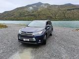 Toyota Highlander 2016 годаүшін12 500 000 тг. в Атырау