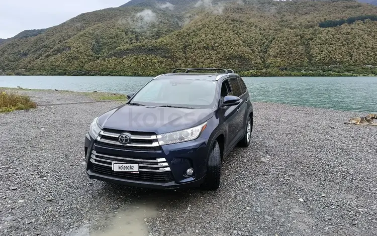 Toyota Highlander 2016 годаүшін12 500 000 тг. в Атырау