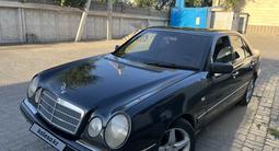 Mercedes-Benz E 230 1997 года за 1 950 000 тг. в Талдыкорган – фото 3