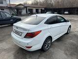 Hyundai Accent 2014 года за 4 000 000 тг. в Усть-Каменогорск – фото 3
