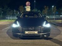 Hyundai Sonata 2022 года за 13 000 000 тг. в Алматы