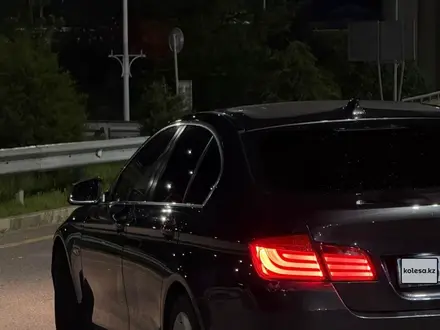BMW 528 2012 года за 8 000 000 тг. в Алматы – фото 2