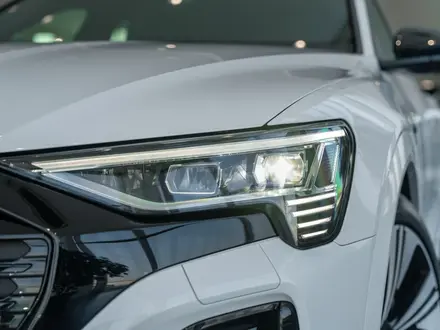 Audi Q8 e-tron 55 S line 2023 года за 36 500 000 тг. в Алматы – фото 8