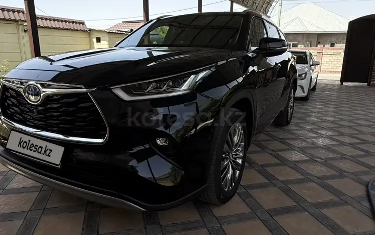 Toyota Highlander 2023 года за 26 000 000 тг. в Шымкент