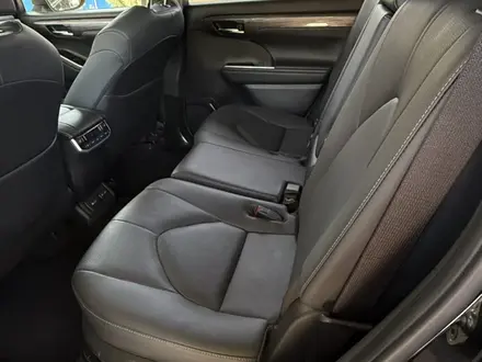 Toyota Highlander 2023 года за 26 000 000 тг. в Шымкент – фото 7