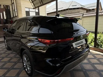 Toyota Highlander 2023 года за 26 000 000 тг. в Шымкент – фото 5