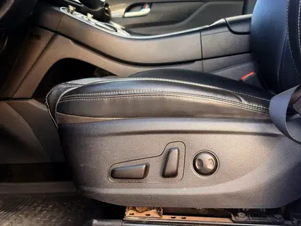 Hyundai Santa Fe 2021 года за 12 000 000 тг. в Алматы – фото 15
