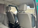 Volkswagen Caravelle 2001 года за 5 000 000 тг. в Павлодар – фото 2