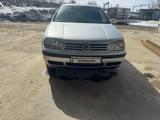 Volkswagen Golf 2002 годаүшін2 400 000 тг. в Шымкент