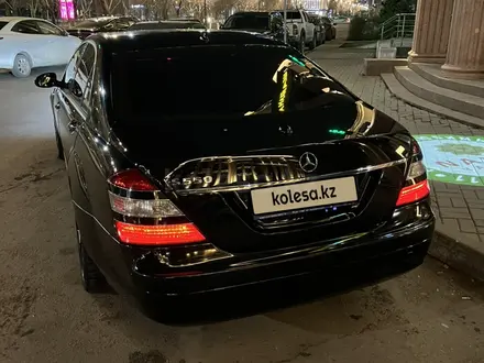 Mercedes-Benz S 500 2006 года за 6 800 000 тг. в Астана – фото 20